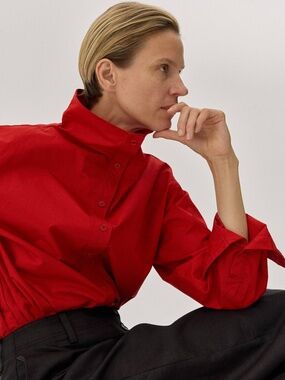 RED JASONWEI Stand Shirt.